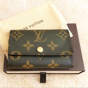 Louis Vuitton Six Key Holders